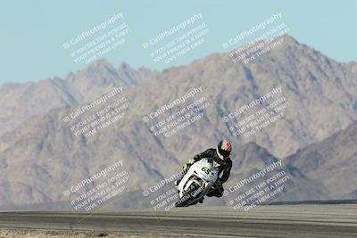 media/Dec-01-2025-Moto Forza (Mon) [[2daa91e15f]]/2-Intermediate Group/Session 4 Turn 9/